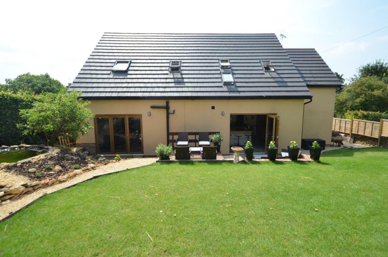Ferienwohnung The Hidden House Stroud  Exterior foto
