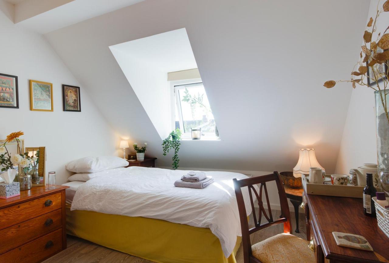 Ferienwohnung The Hidden House Stroud  Exterior foto
