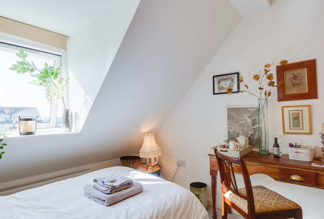 Ferienwohnung The Hidden House Stroud  Exterior foto