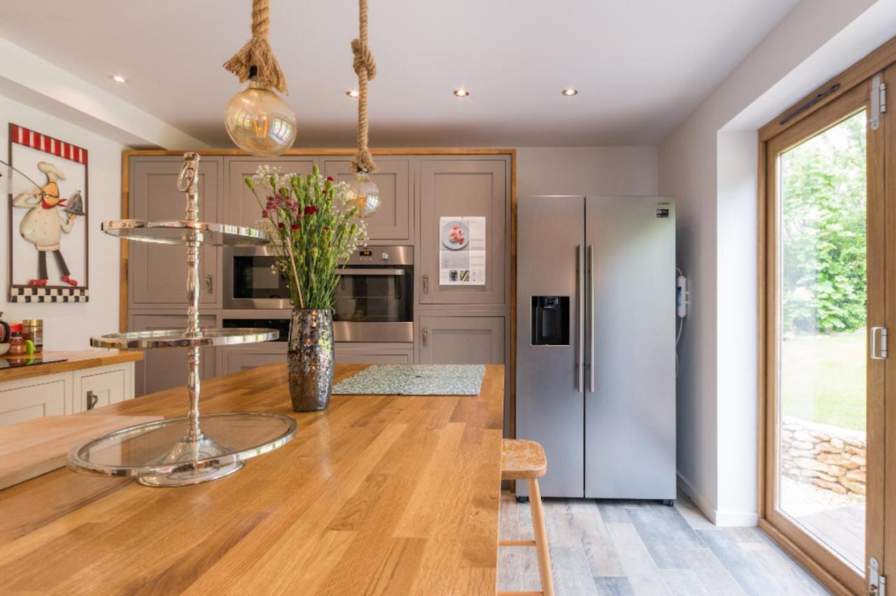 Ferienwohnung The Hidden House Stroud  Exterior foto